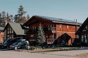 The Stemwinder Lodge by Simply Kimberley