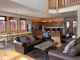 The Stemwinder Lodge by Simply Kimberley