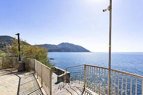 Yellow Suite sul Lungomare di Recco