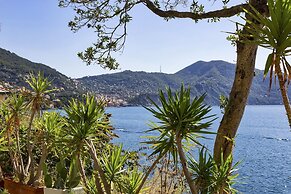 Yellow Suite sul Lungomare di Recco