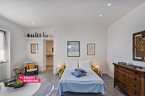 Yellow Suite sul Lungomare di Recco