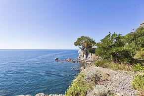 Yellow Suite sul Lungomare di Recco