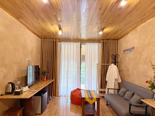 Mai Chau Onsen Retreat