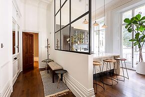 Notting Hill Charm: Central 2-bed Gem