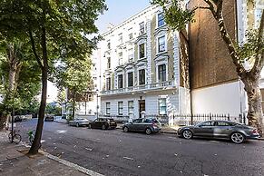 Notting Hill Charm: Central 2-bed Gem