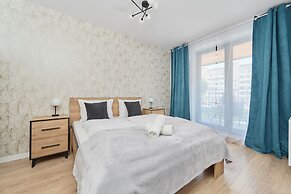 Modern Apartment in Wroclaw by Renters