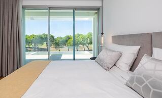 Victoria Green in Vilamoura