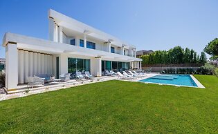 Victoria Green in Vilamoura