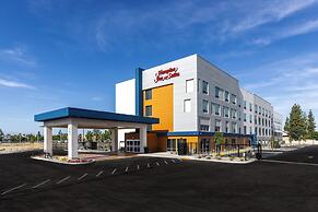 Hampton Inn & Suites Bakersfield Central