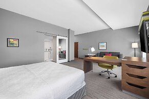 Hampton Inn & Suites Bakersfield Central