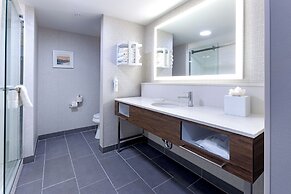 Hampton Inn & Suites Bakersfield Central