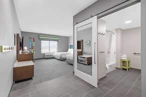 Hampton Inn & Suites Bakersfield Central