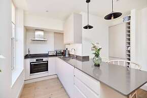 The Wandsworth Haven - Bright 2bdr Flat