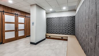 Staybridge Suites Dallas Market Ctr Love Field by IHG