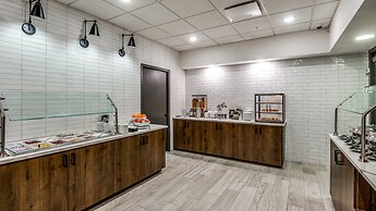 Staybridge Suites Dallas Market Ctr Love Field by IHG