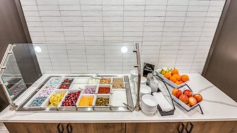 Staybridge Suites Dallas Market Ctr Love Field by IHG