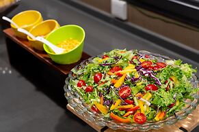 Holiday Inn Express Heze City Center by IHG