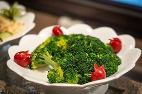 Holiday Inn Express Heze City Center by IHG