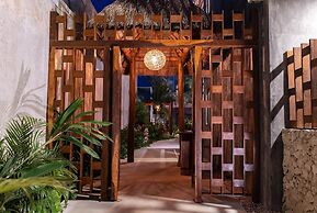 Residences in Tulum by Casago