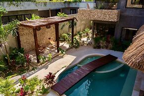 Residences in Tulum by Casago