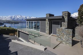 The Views and Spa by Staysouth