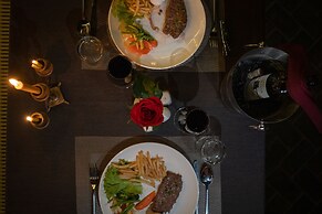 Cambana La Riviere Boutique