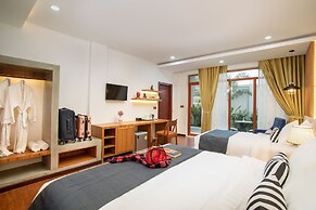 Cambana La Riviere Boutique