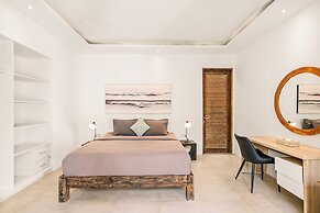 The Saya House Villa by Betterplace