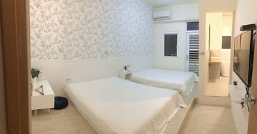 6 person single house