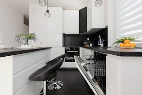 Szlachecka Apartment, Parking by Renters