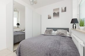 Szlachecka Apartment, Parking by Renters