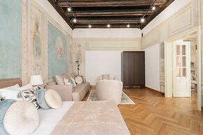 Gallery 7 - LoftAffair Collection