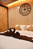 Momento Bangtao Beach