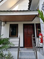 Momento Bangtao Beach