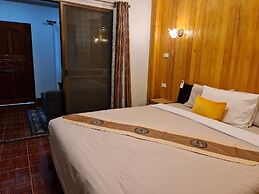 Momento Bangtao Beach