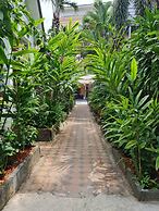 Momento Bangtao Beach