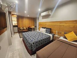 Momento Bangtao Beach