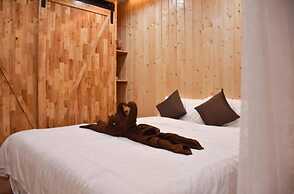 Momento Bangtao Beach