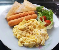 Momento Bangtao Beach