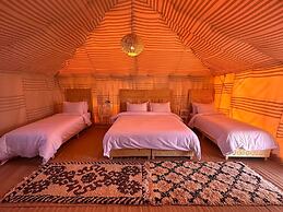 Lecherif Desert Luxury Camp