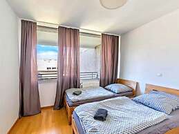 Stunning 1-bed Apartment in Neuss