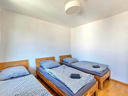 Stunning 1-bed Apartment in Neuss