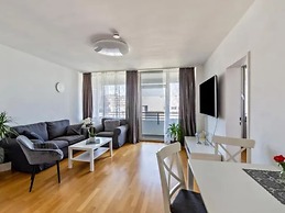 Stunning 1-bed Apartment in Neuss