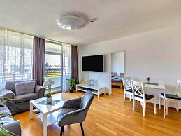 Stunning 1-bed Apartment in Neuss