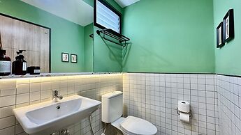 The Tangerine Guesthouse