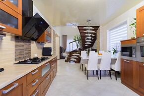 HomeApart Novgorodskaya street