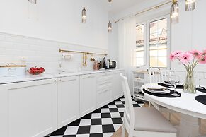 Gdansk Old Town by Renters