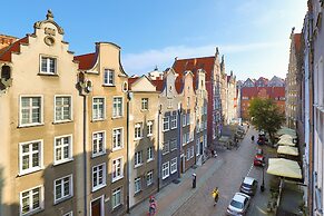 Gdansk Old Town by Renters