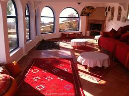 Room in Guest Room - Room in Villa L'air De La Mer No0969