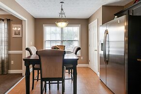 Atlanta Retreat W/ 2-car Garage, Fenced Yard 6 Bedroom Home by RedAwni